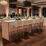 Moderner Barhocker KU für Messe und Firmenfeier