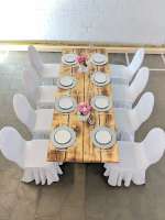 Holzbohlen-Tisch mieten Holzbohlen-Tisch mieten